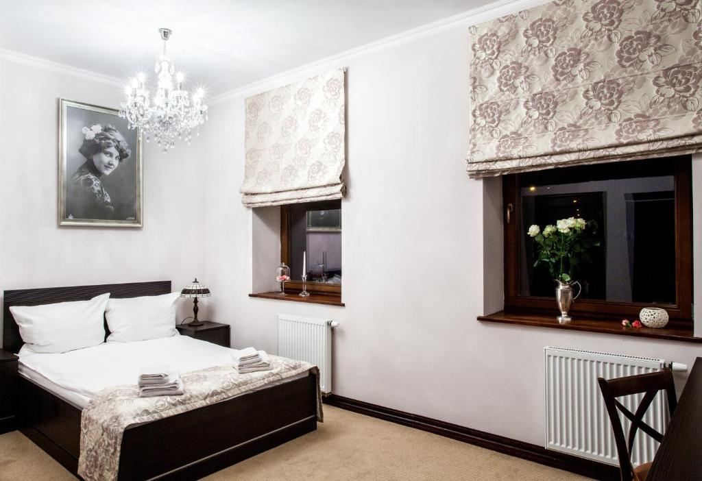 Trzy Korony Boutique Hotel&Spa Piwne Pulawy Bilik gambar